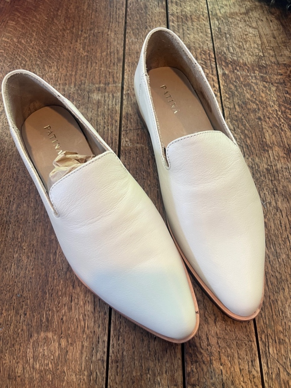 Portland Leather UNWORN Patina Cream Pointed Flats brand  US 8.5 coastal casual